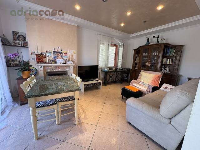 Villa in vendita a Riccione