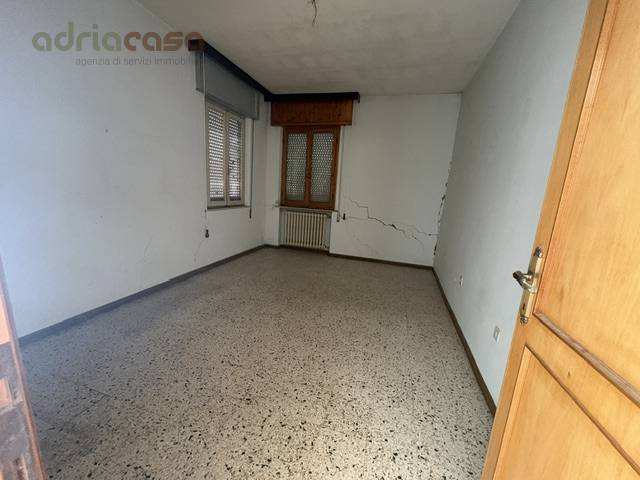 Casa singola in vendita a Misano Adriatico, Misano Monte