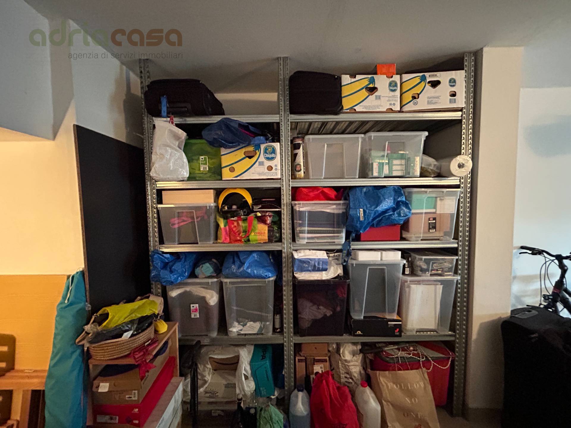 Box o garage in affitto a Riccione