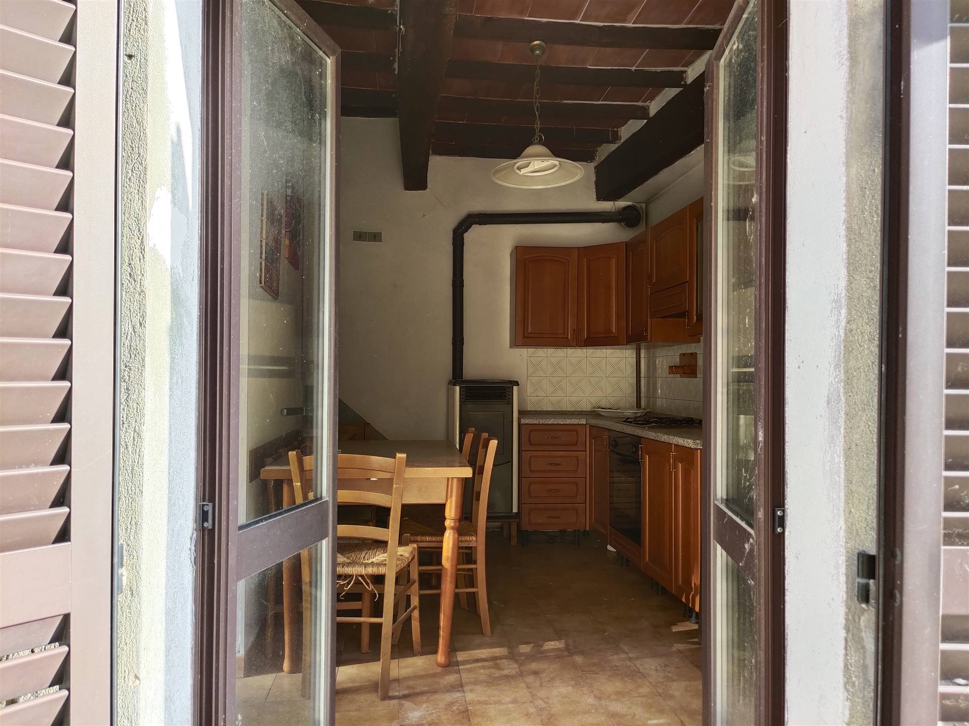 Appartamento indipendente in vendita a Montalcino, Montisi