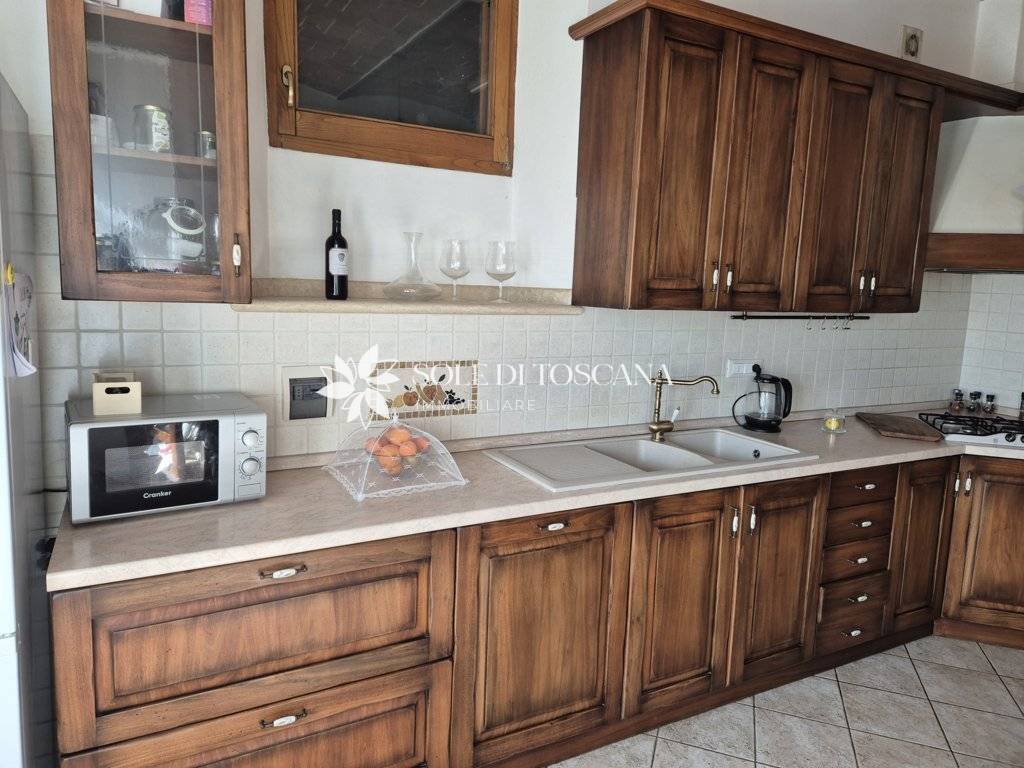 Casa semi indipendente in vendita a Sinalunga