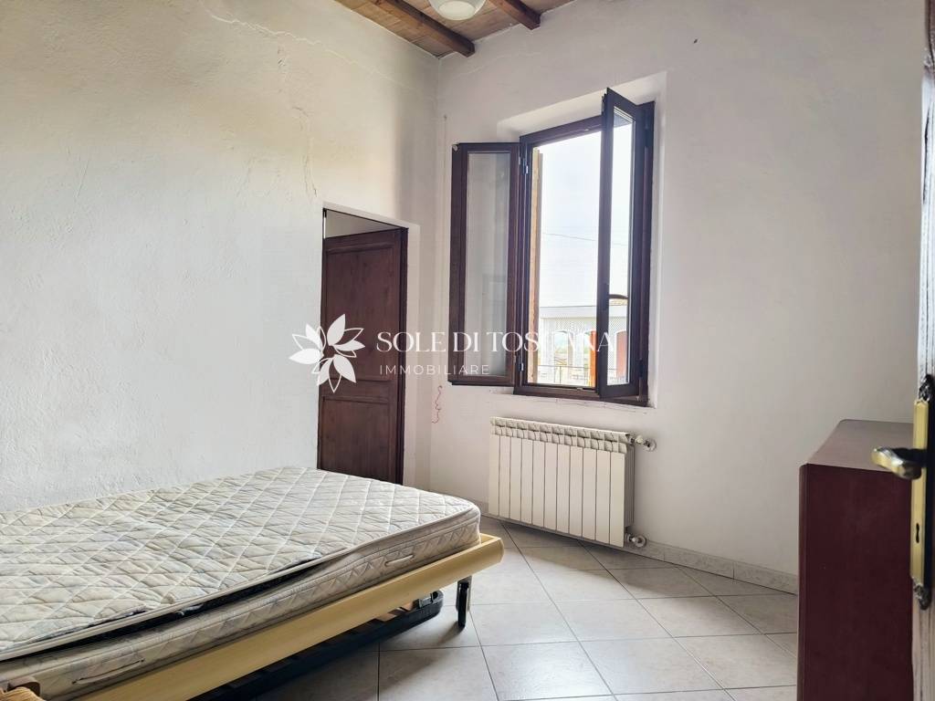 Appartamento indipendente in vendita a Montalcino, Torrenieri