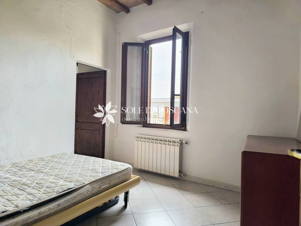 Appartamento indipendente in vendita a Montalcino, Torrenieri