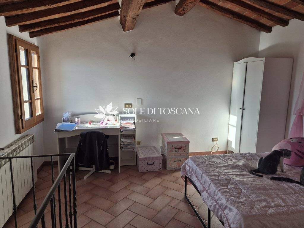 Casa semi indipendente in vendita a Sinalunga