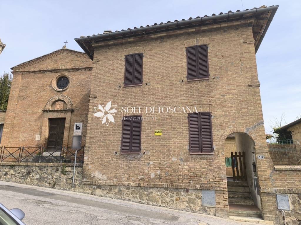 Appartamento indipendente in vendita a Montalcino, Torrenieri
