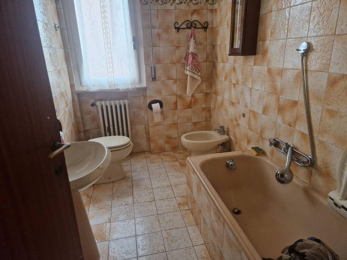 Villa Bifamiliare da ristrutturare, Pisa san giusto