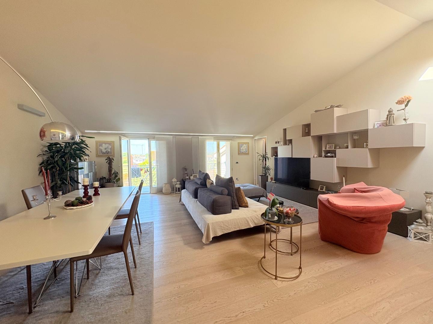 Attico con terrazzo, San Giuliano Terme ghezzano