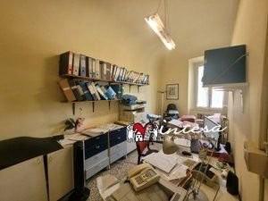 Trilocale da ristrutturare, Pisa borghetto