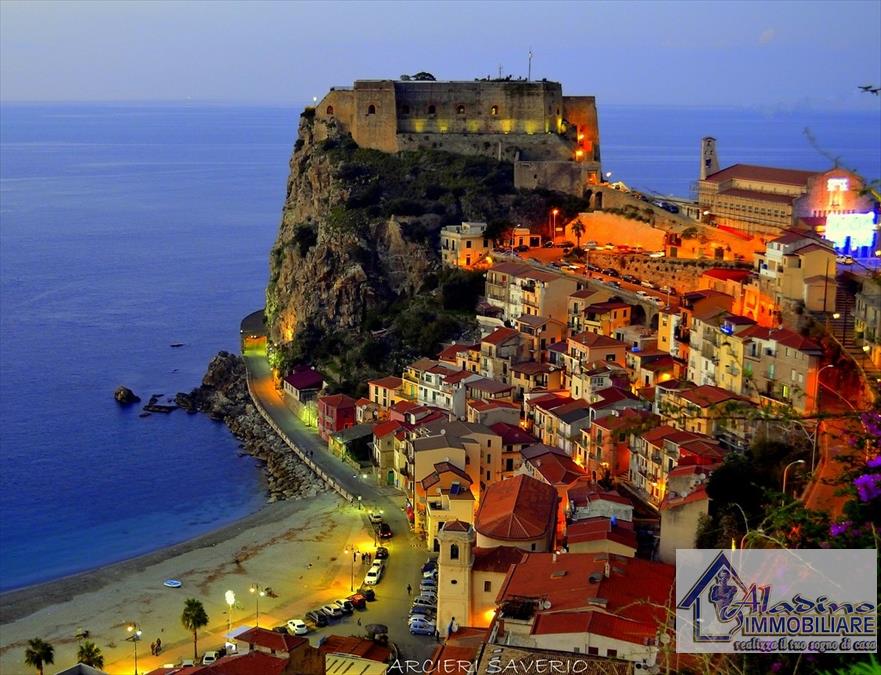 Bilocale ristrutturato in lungomare di scilla, Scilla