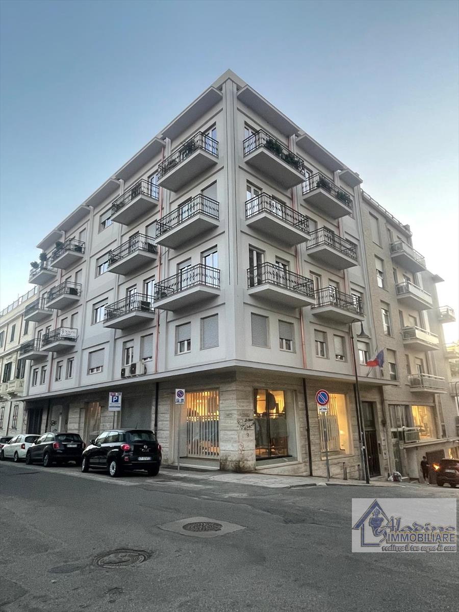 Ufficio a basso consumo in via tenente panella, Reggio Calabria