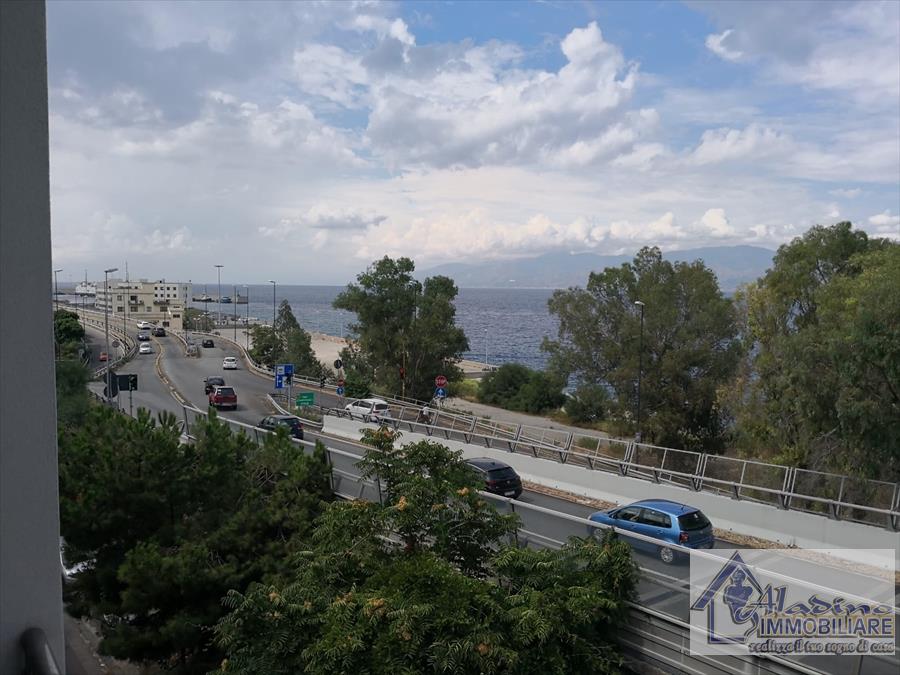 Trilocale nuovo in via vecchia pentimele, Reggio Calabria