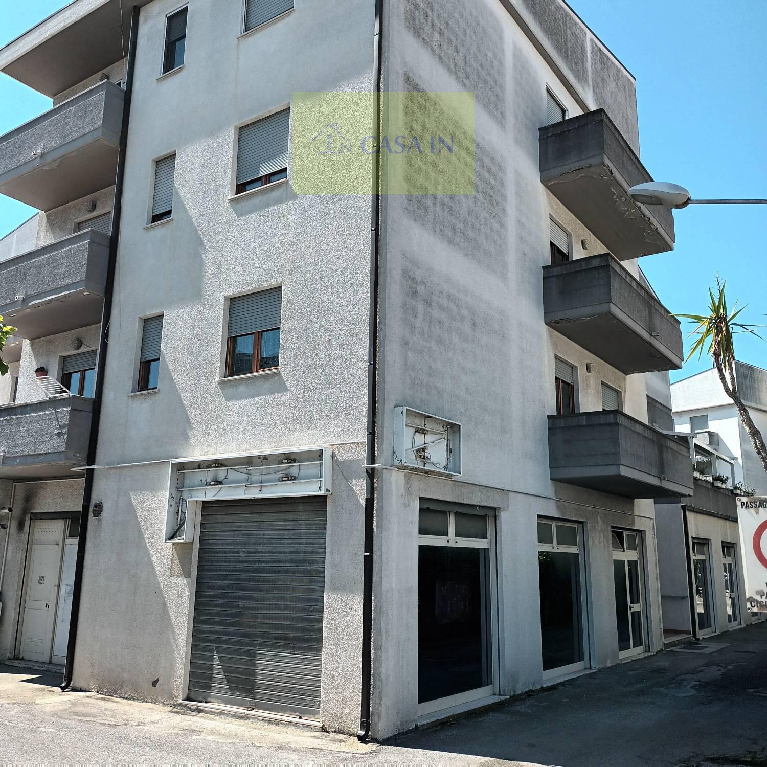 Magazzino in vendita a Silvi