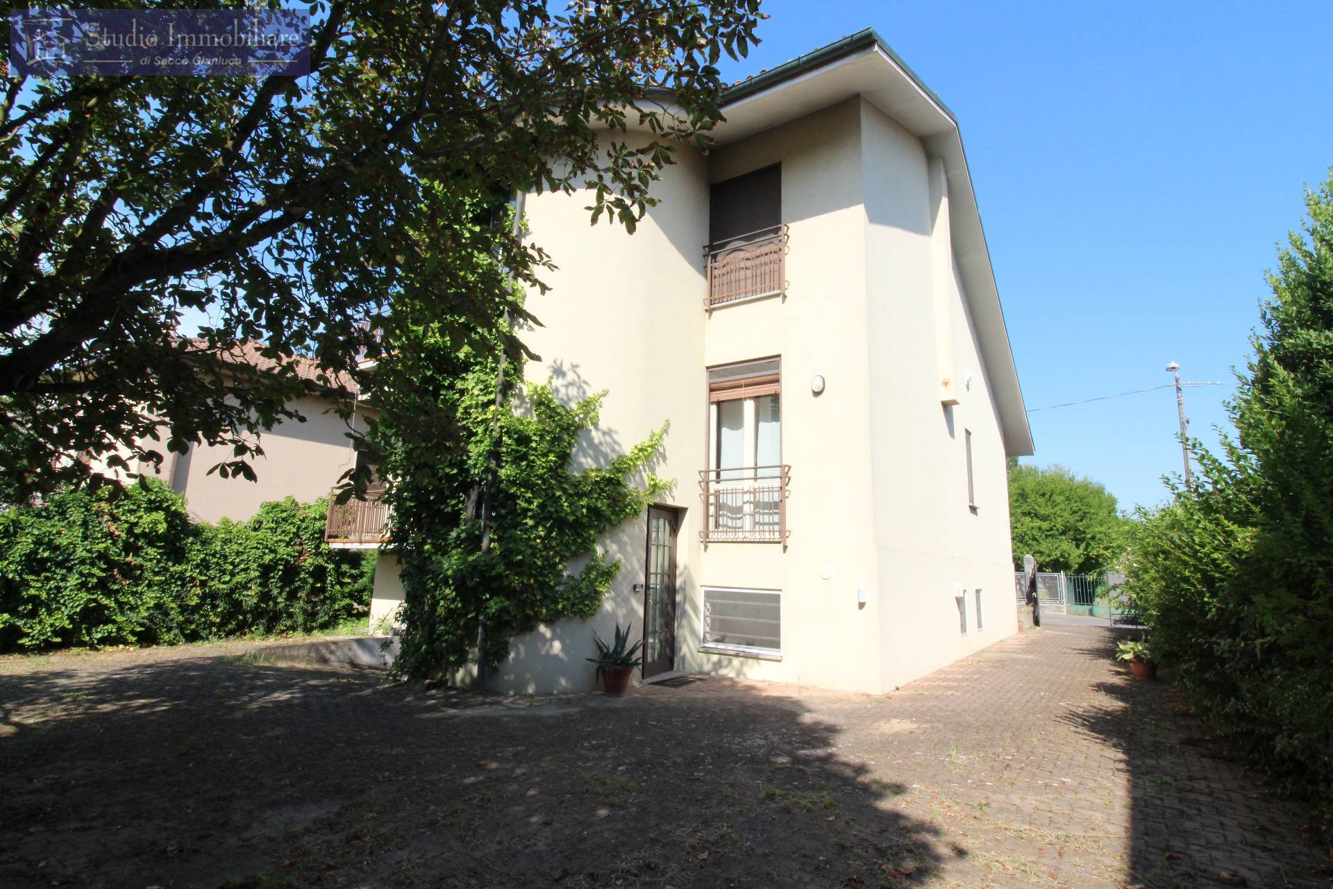 Villa Unifamigliare in vendita a Lungavilla
