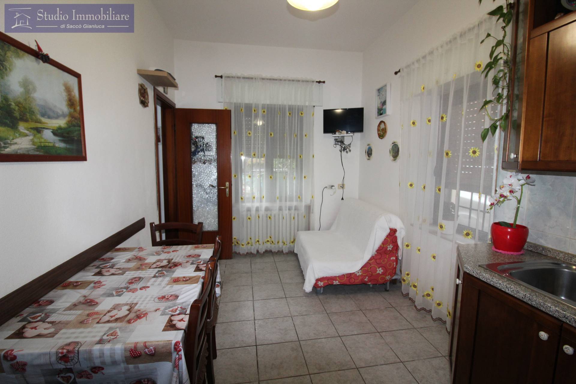 Casa di Paese in vendita a Bressana Bottarone