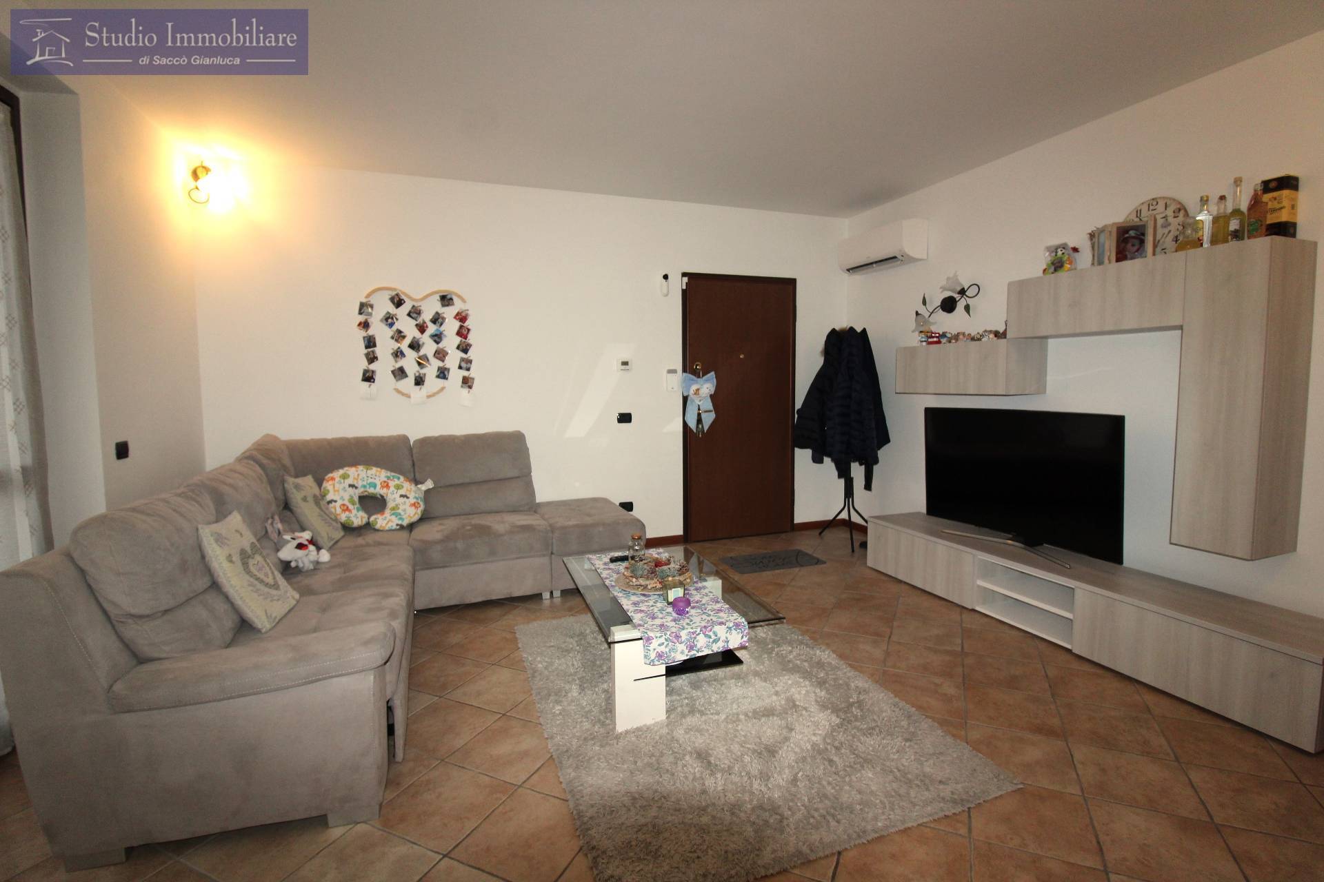 Appartamento in vendita a Bressana Bottarone