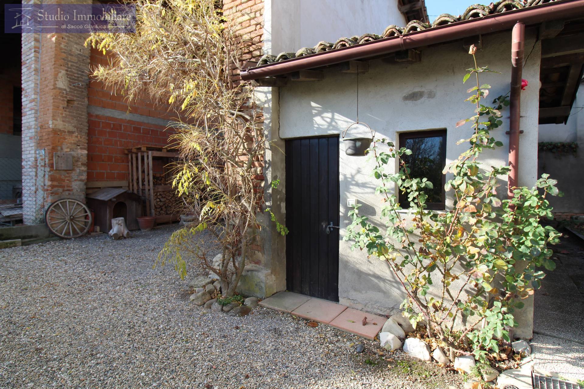 Casa indipendente in vendita a Voghera