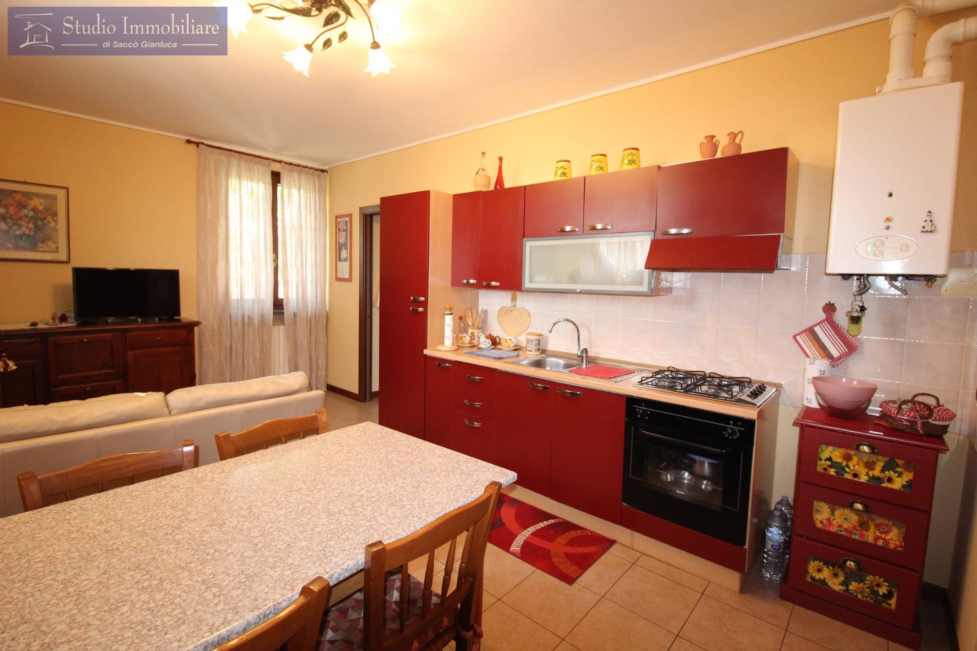 Appartamento in vendita a Bressana Bottarone