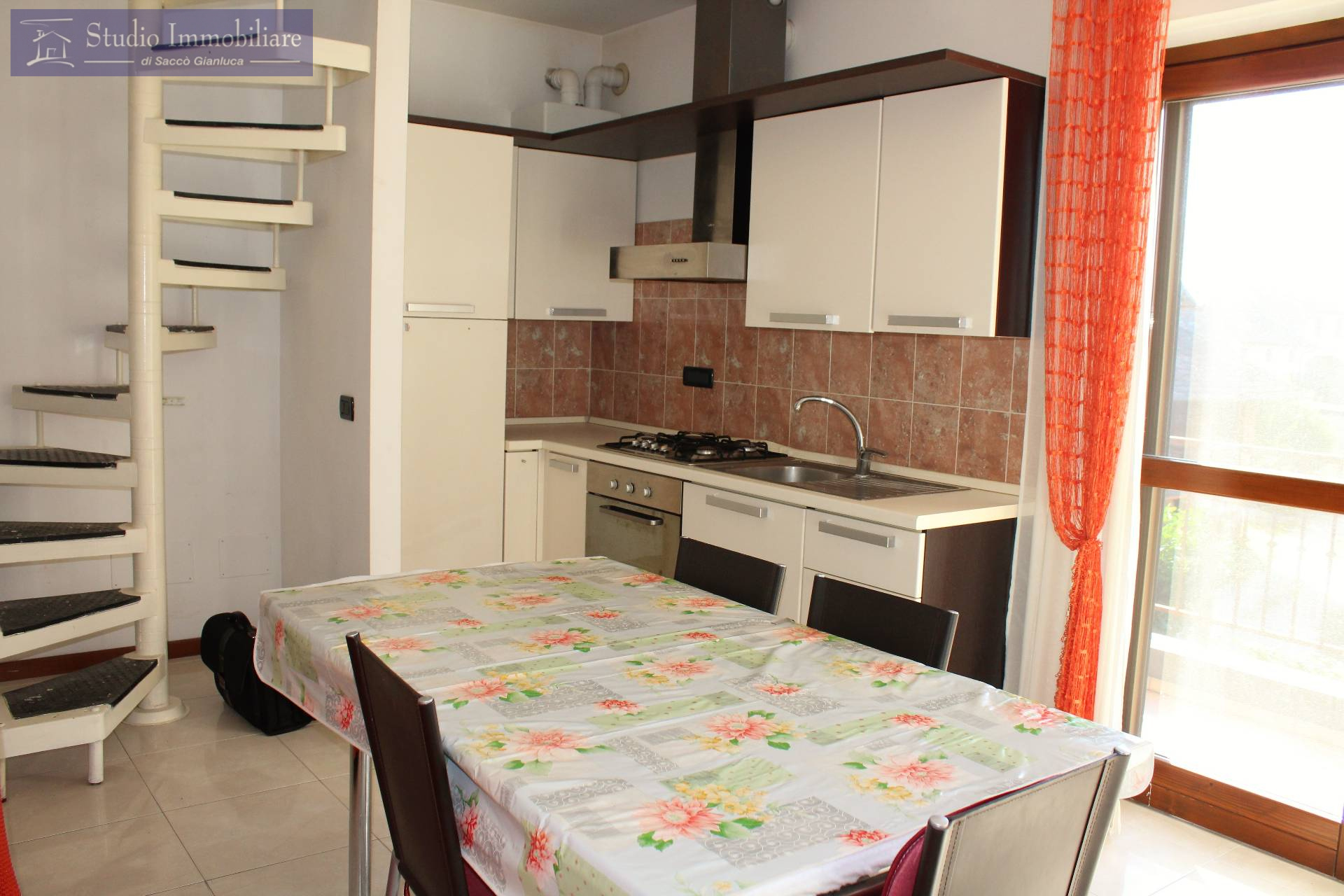 Appartamento in vendita a Pinarolo Po