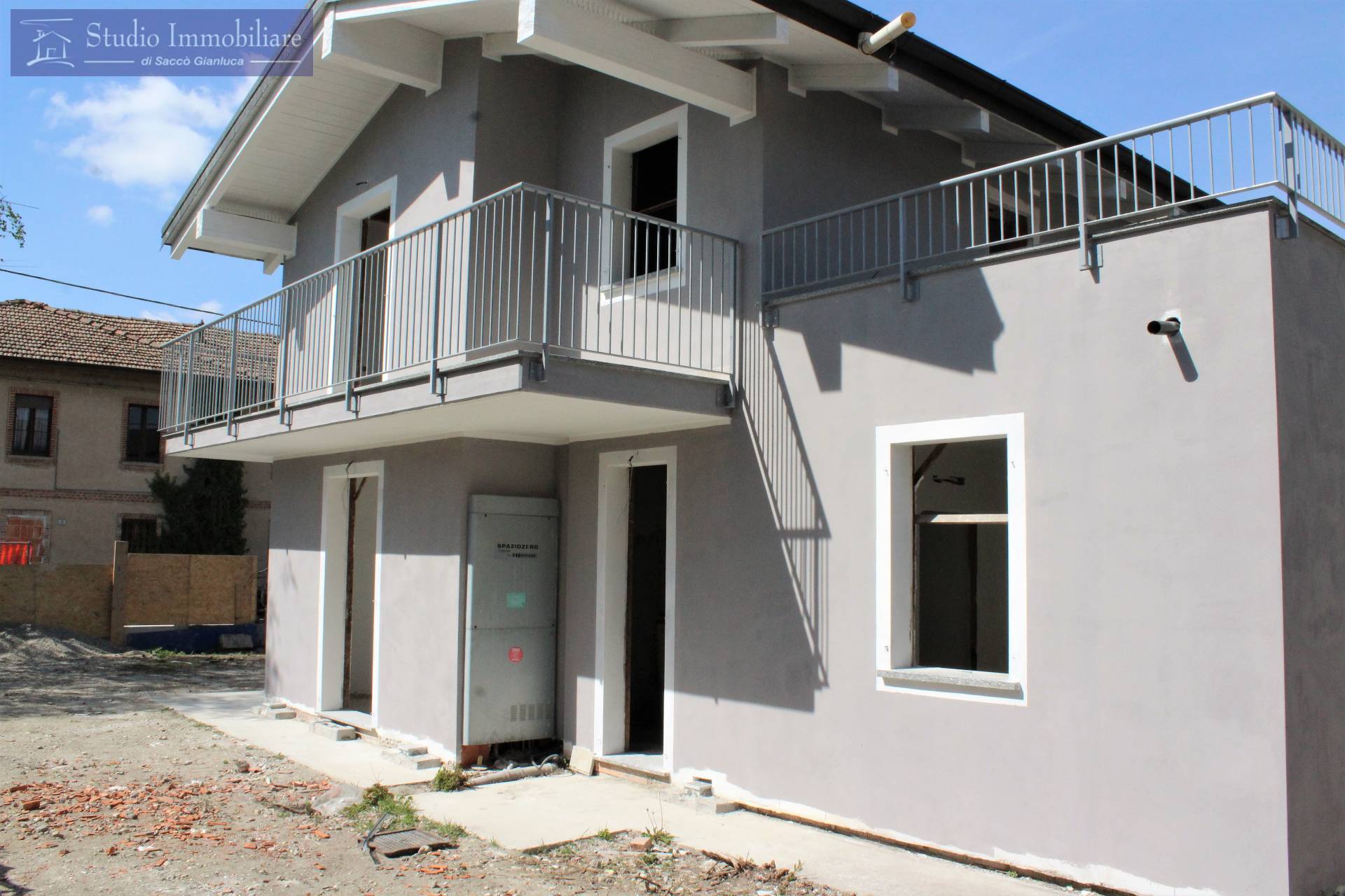 Casa indipendente in vendita a Castelletto di Branduzzo