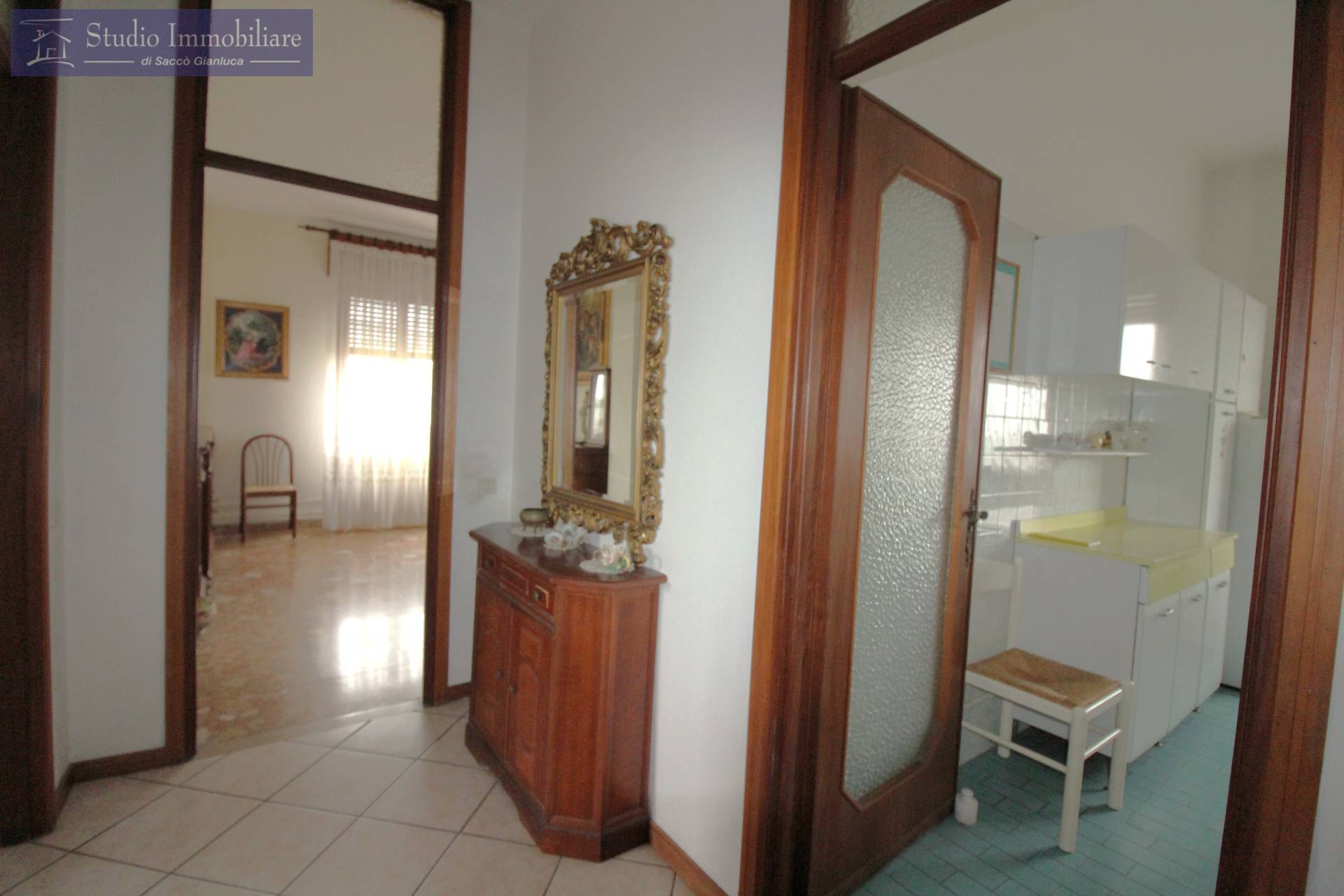 Appartamento in vendita a Bastida Pancarana