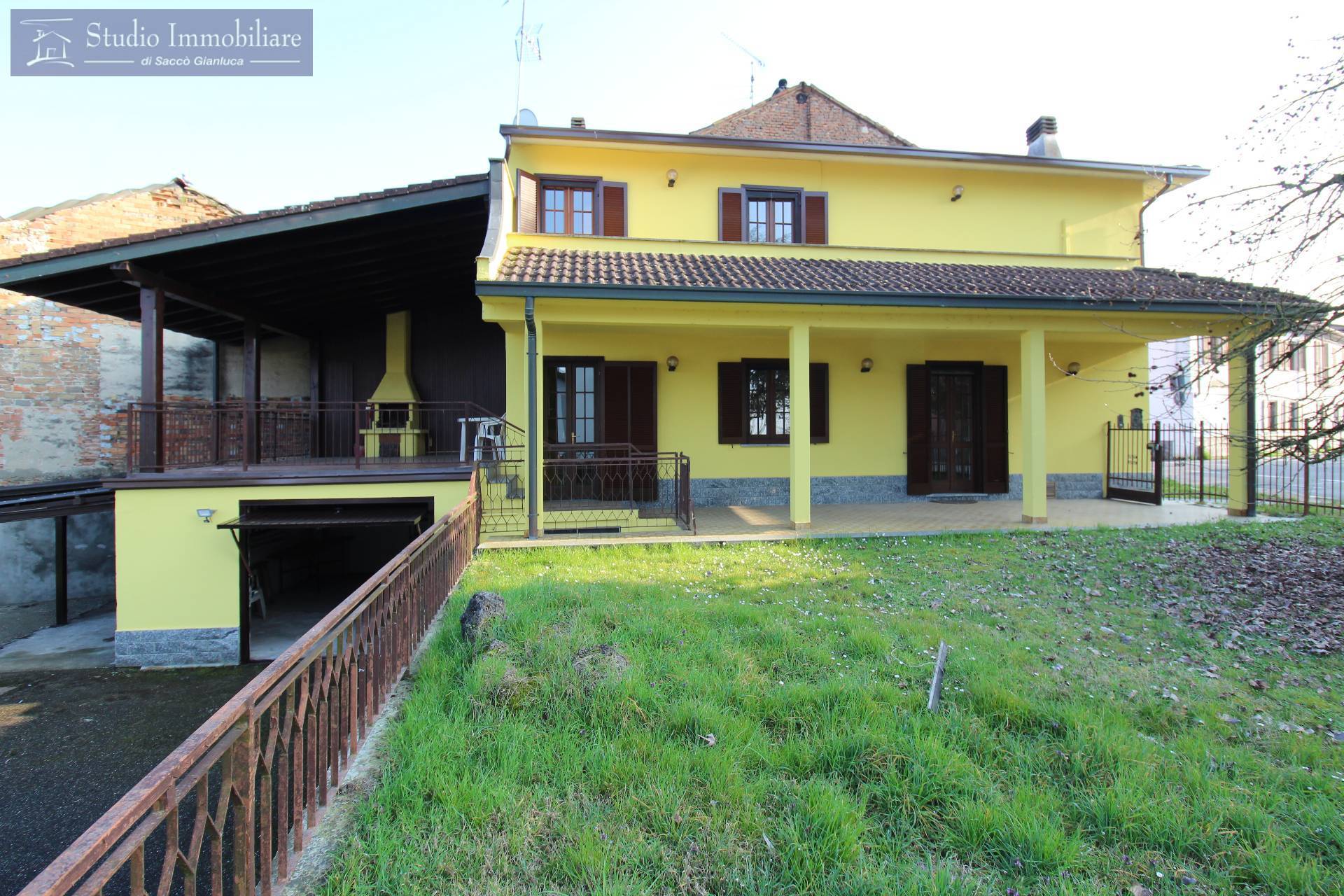 Casa indipendente in vendita a Bressana Bottarone