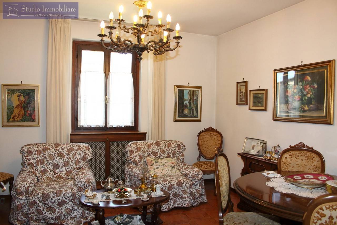 Casa di Paese in vendita a Bressana Bottarone