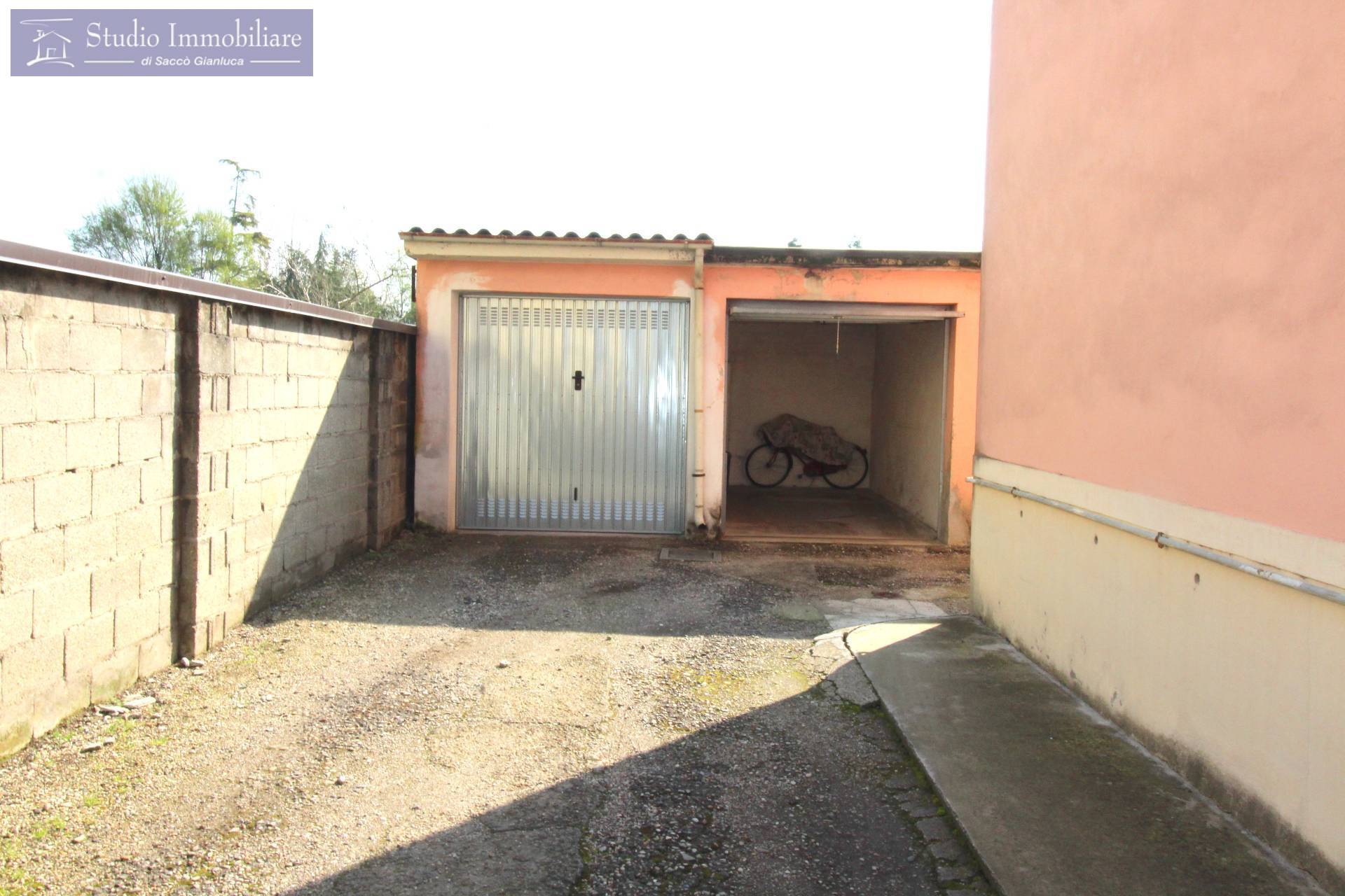 Appartamento in vendita a Bressana Bottarone