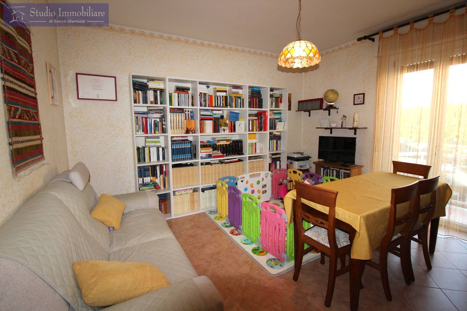 Appartamento in vendita a Bressana Bottarone