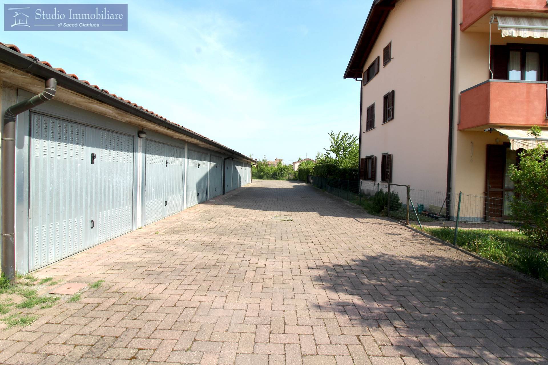 Appartamento in vendita a Bressana Bottarone