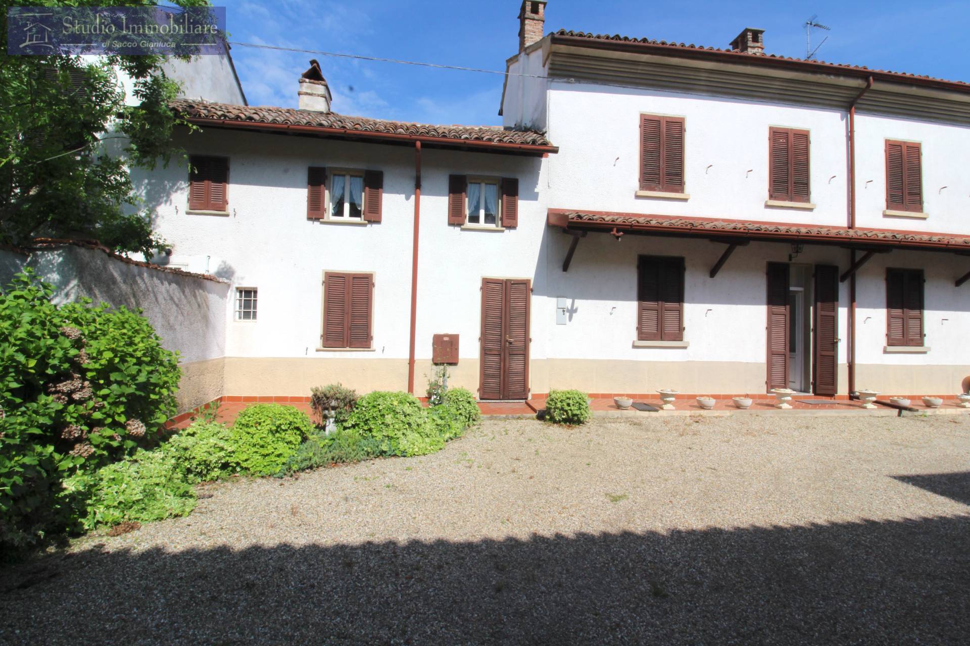 Casa di Paese in vendita a Bastida Pancarana