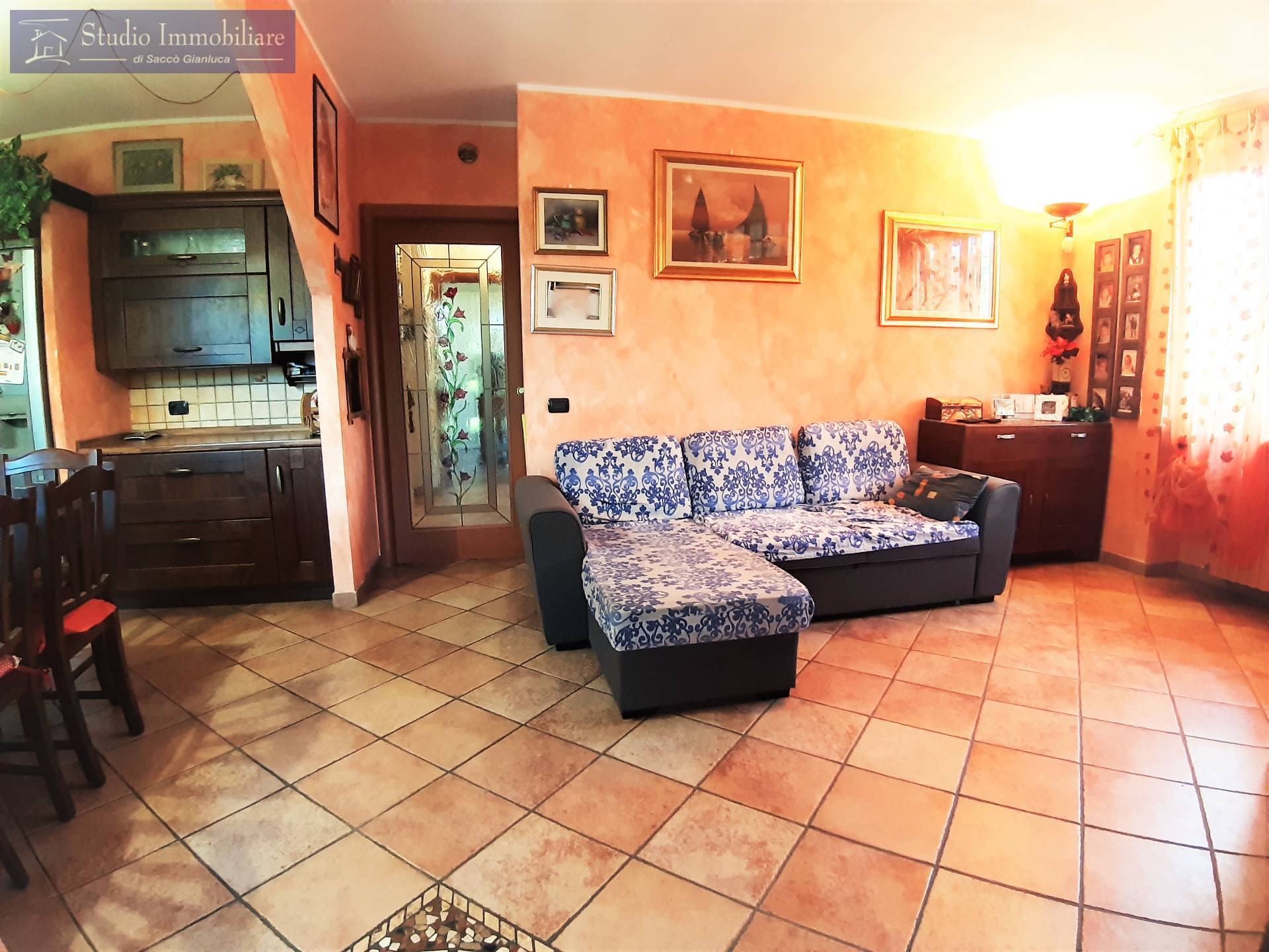 Villa in vendita a Casteggio