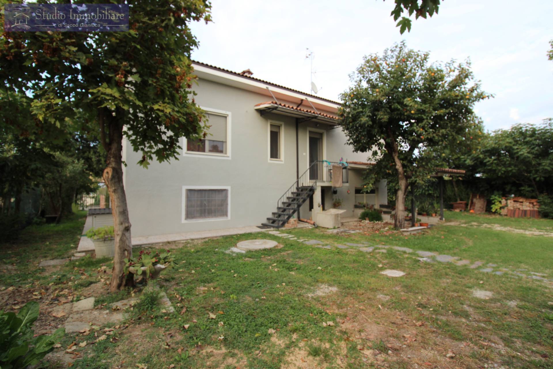Villa Unifamigliare in vendita a Bressana Bottarone