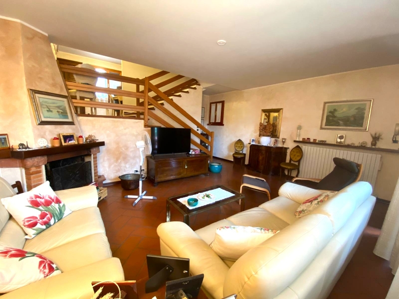 Villa con giardino a Serravalle Pistoiese