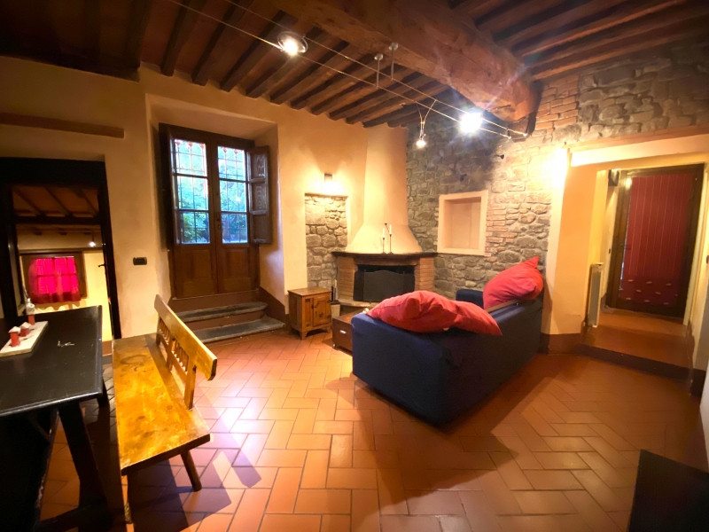 Trilocale arredato in affitto a Buggiano