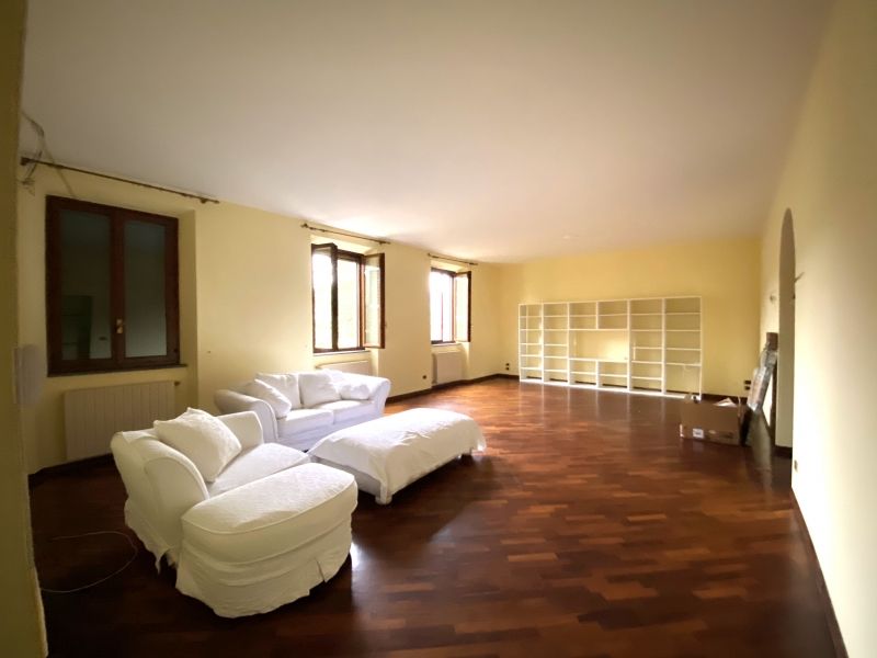 Trilocale arredato in affitto a Pieve a Nievole