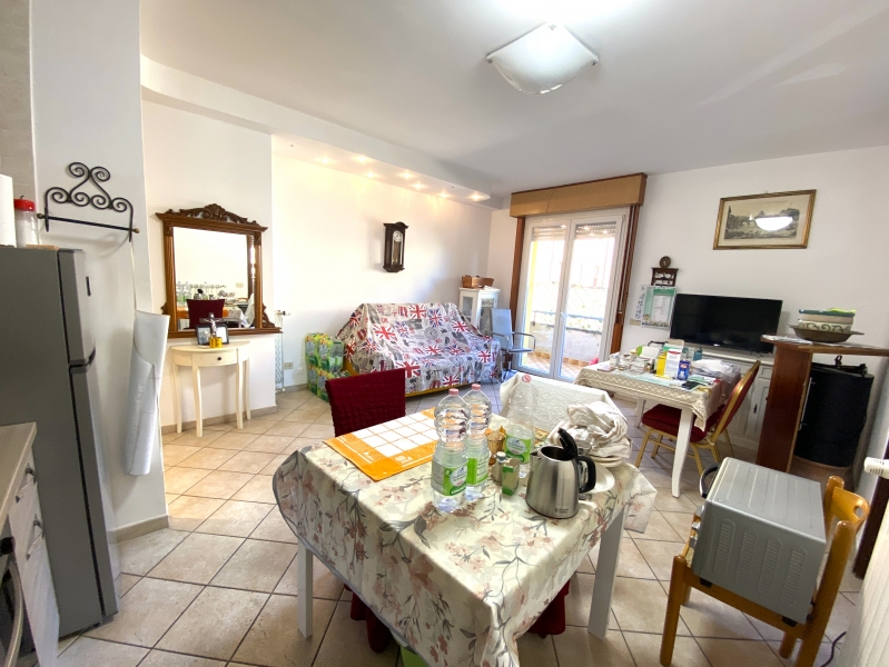 Trilocale con terrazzi a Montecatini-Terme