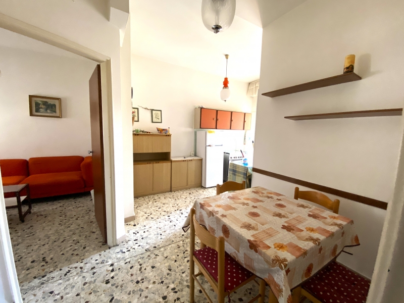 Trilocale con terrazzo a Montecatini-Terme