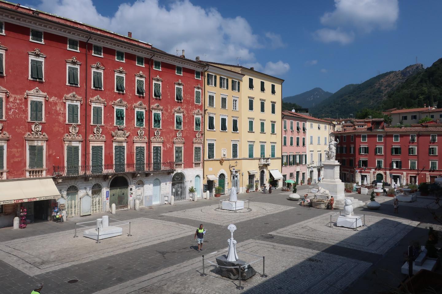 Appartamento in vendita, Carrara centro