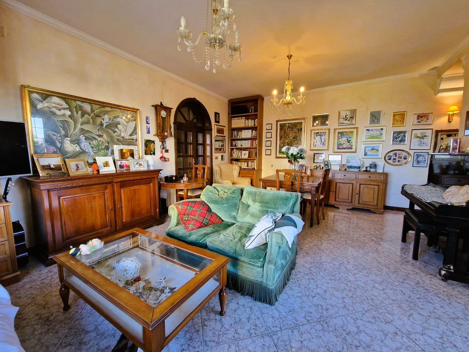 Villa in vendita in via delle cisternole 150, Frascati