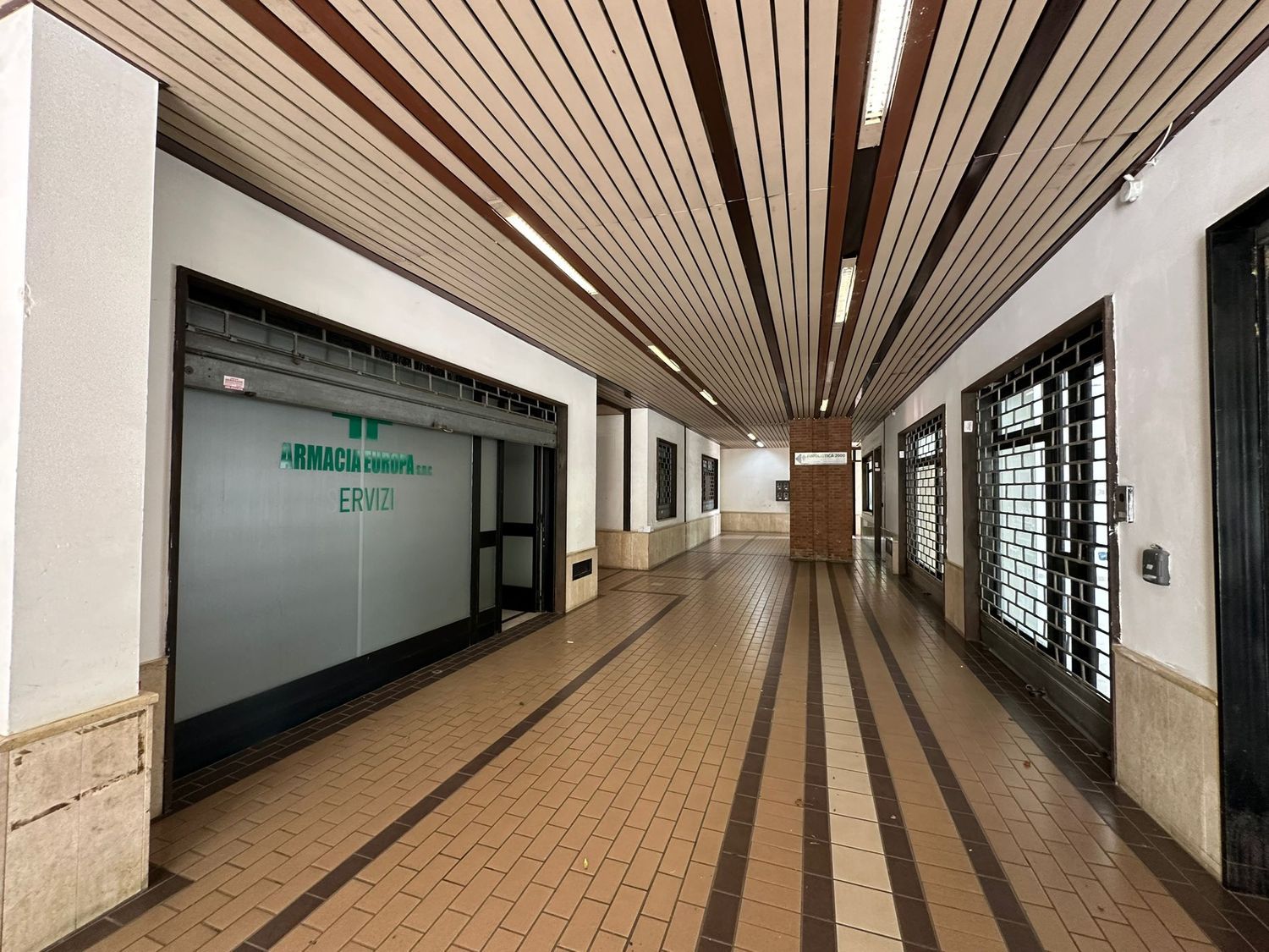 Locale commerciale in affitto in via via pietro nenni 6, Marino