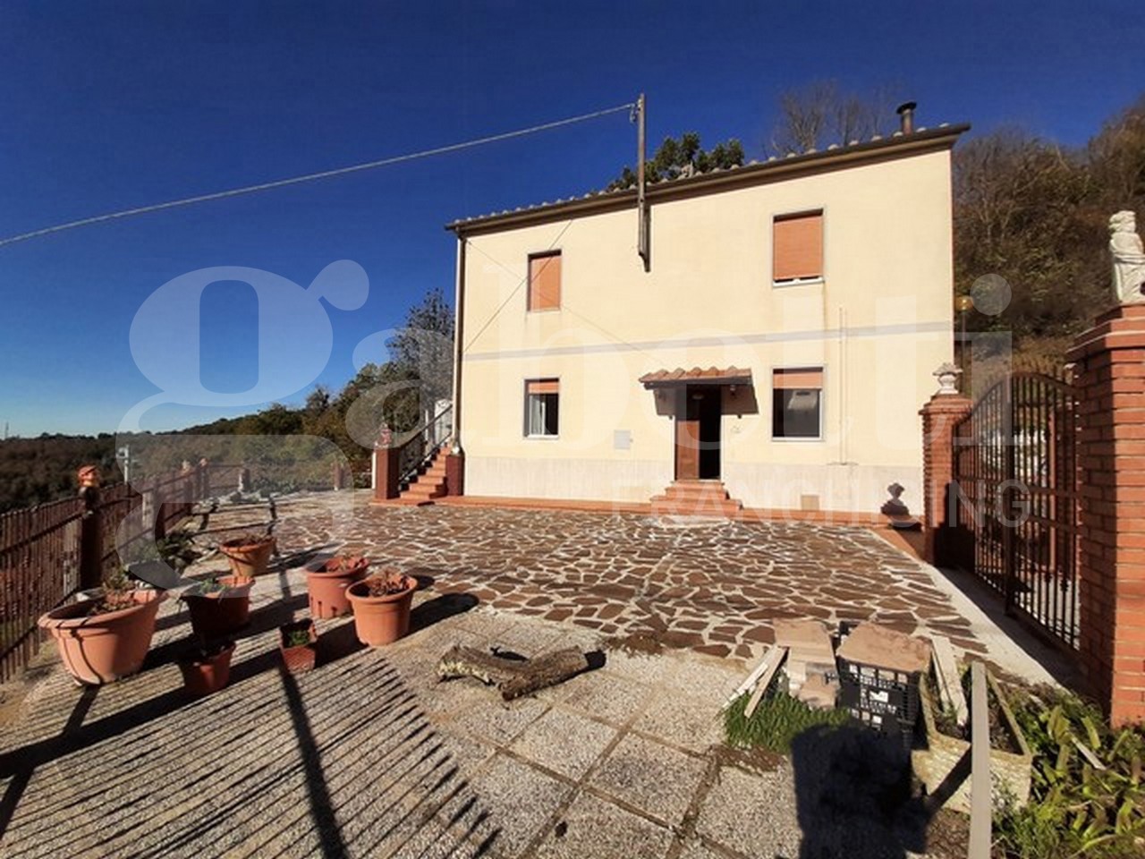 Casa indipendente con giardino a Massa Marittima