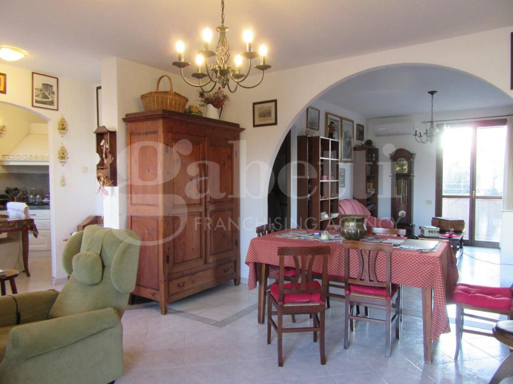 Appartamento con giardino a Gavorrano