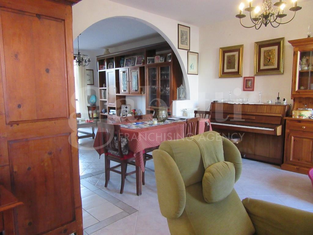 Appartamento con giardino a Gavorrano