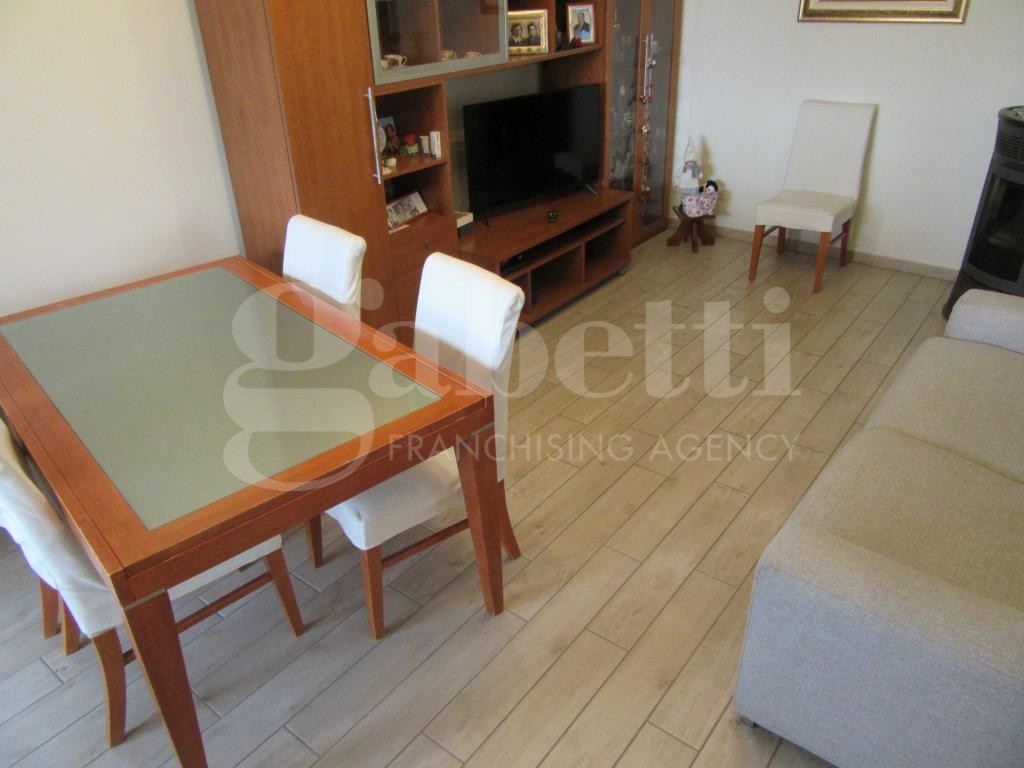 Appartamento con box a Gavorrano