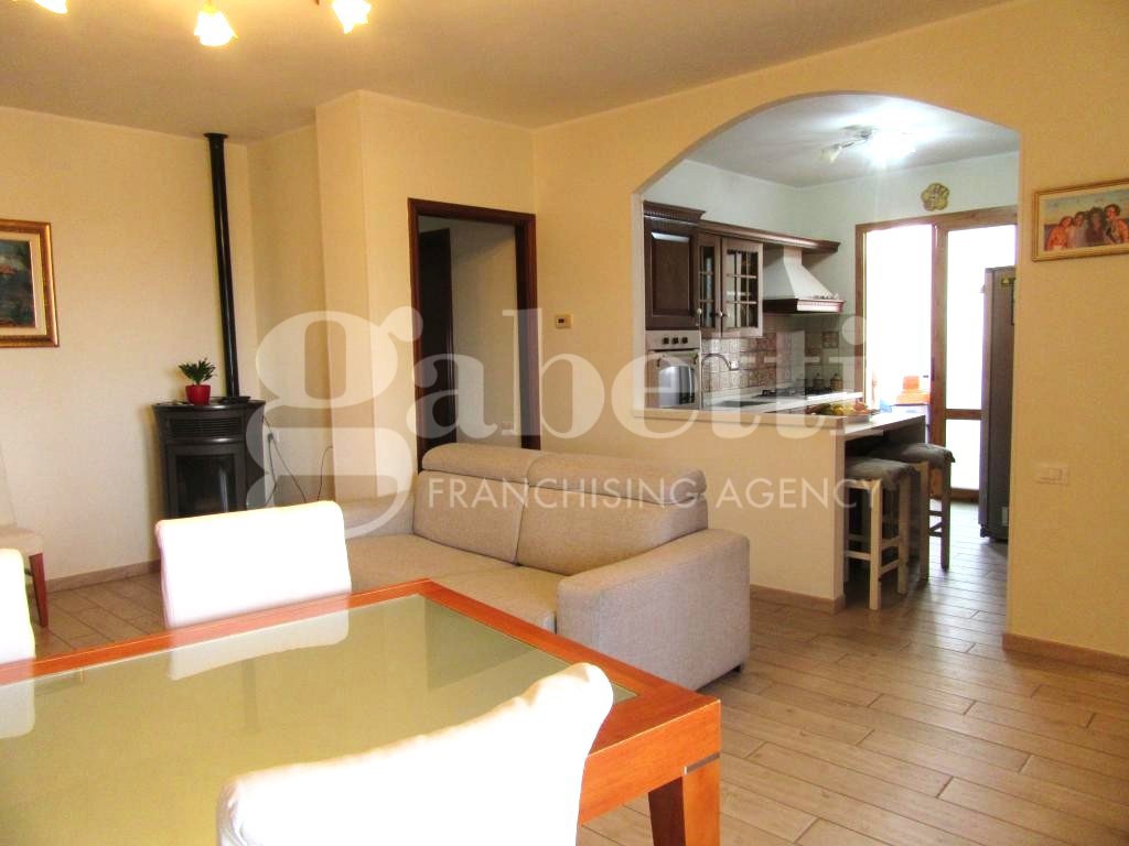 Appartamento con box a Gavorrano