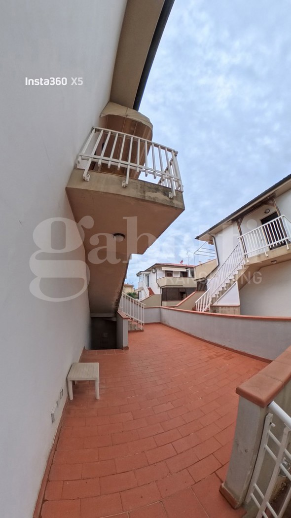 Quadrilocale con giardino a Follonica