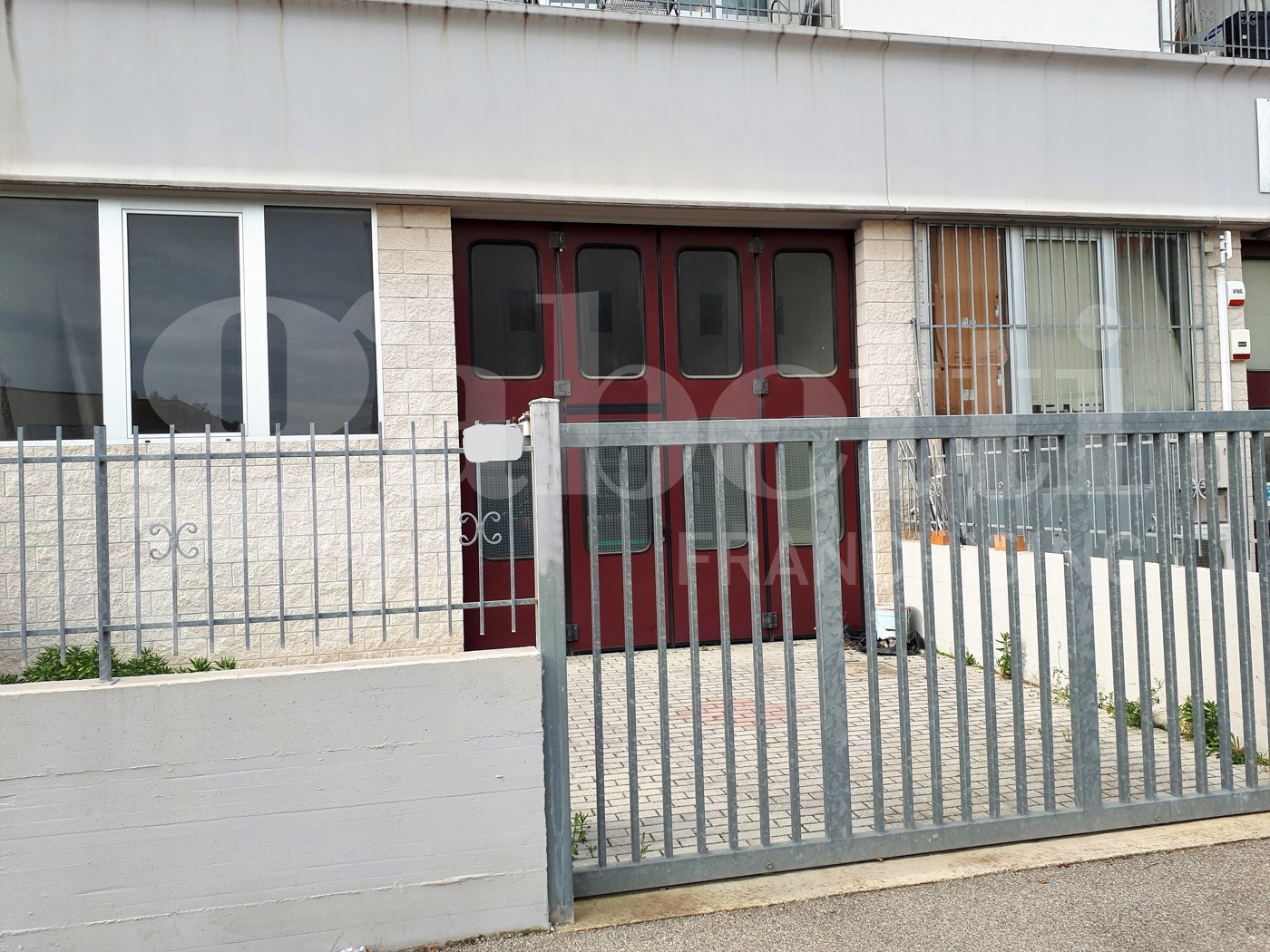 Magazzino in vendita a Follonica