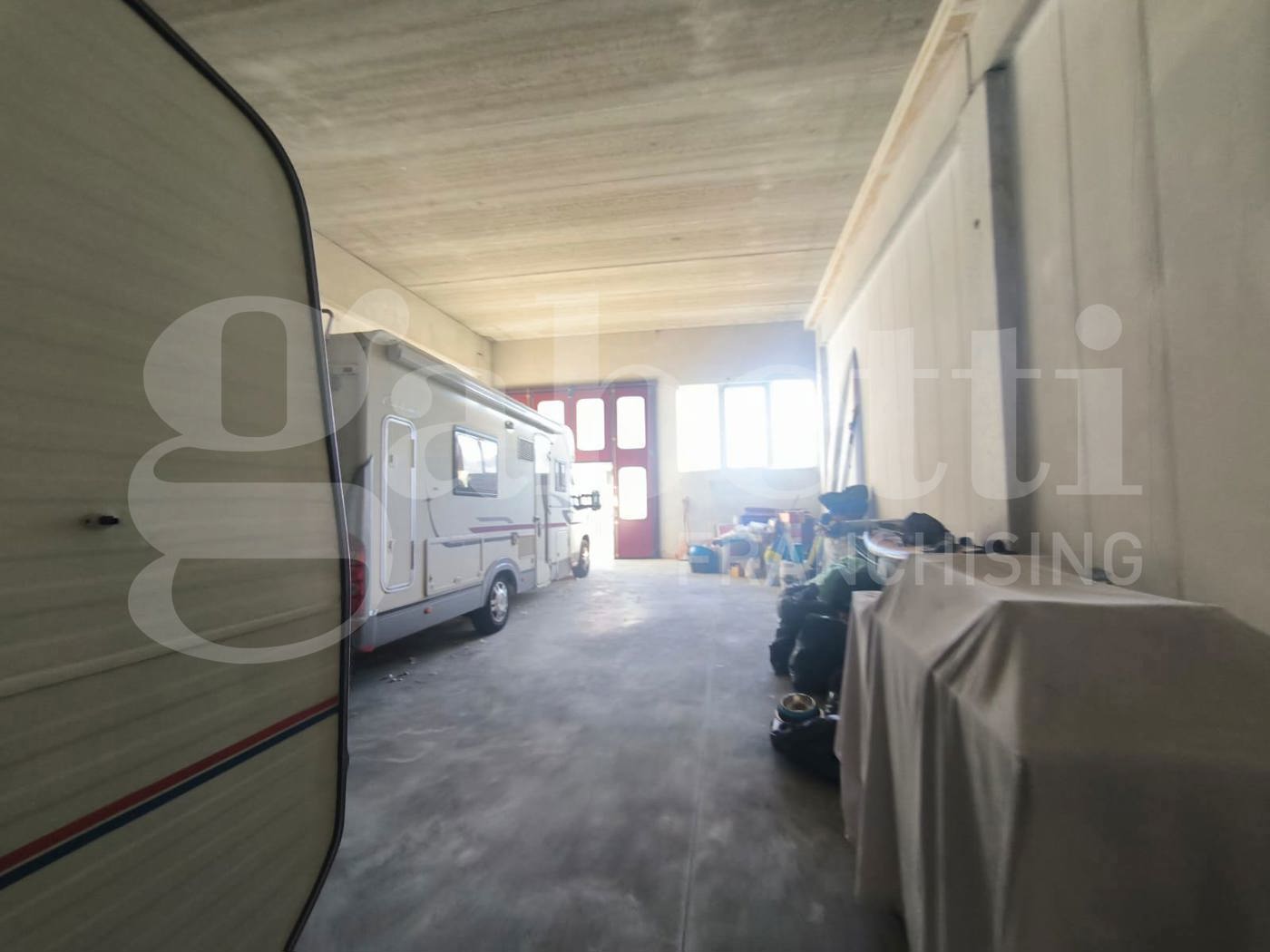 Magazzino in vendita a Follonica