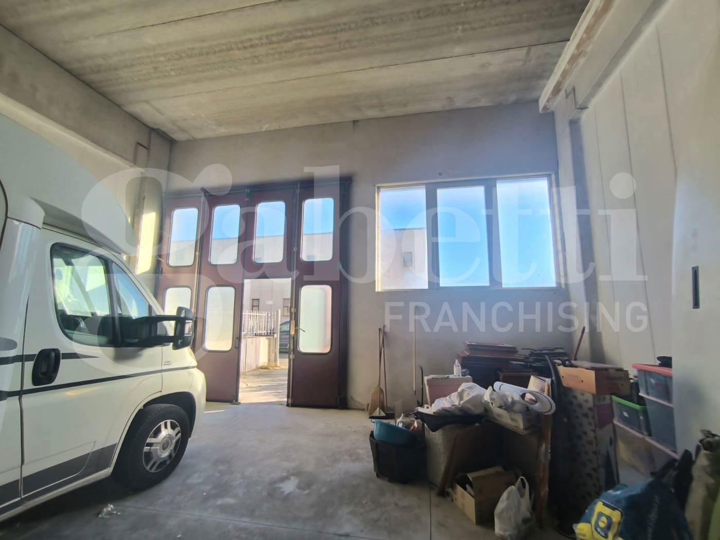 Magazzino in vendita a Follonica