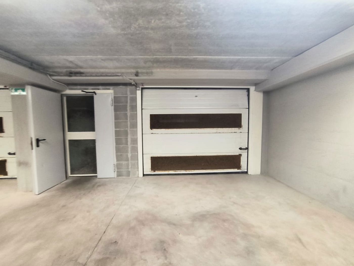 Box/Garage 20mq in vendita a Follonica